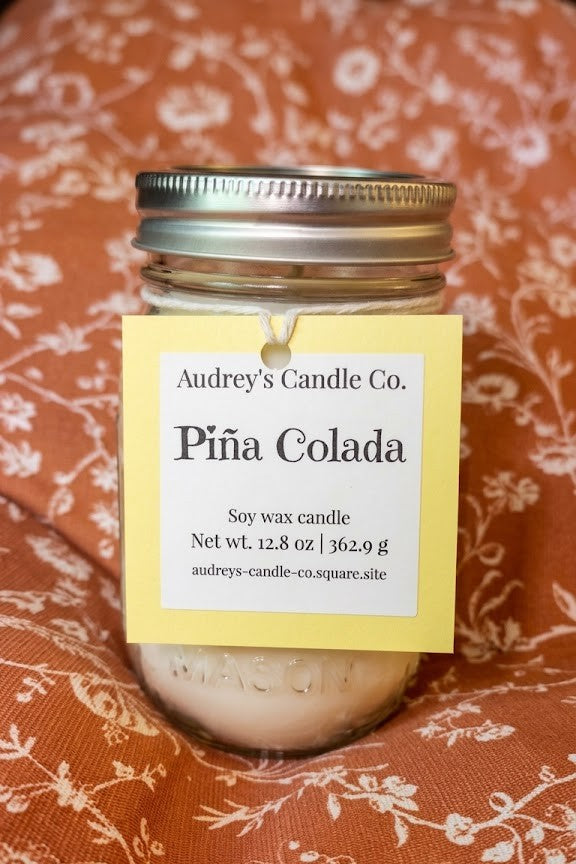 Piña Colada: large candle
